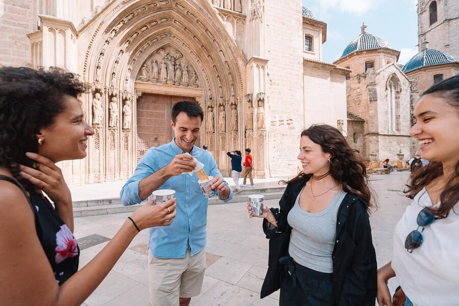 Valencia: Authentic Food Tour with Paella Valenciana - Why this tour gets Valencia’s food story right