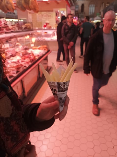 Valencia: Authentic Tapas & Drinks with a Local - First bites: tortilla, patatas bravas, and anchovies