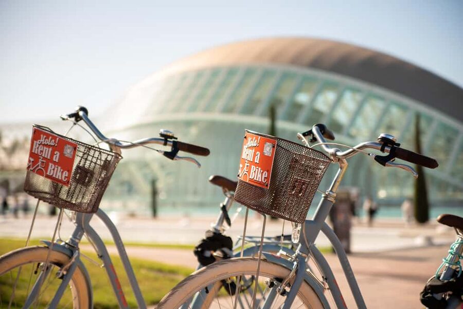 Valencia Bike Tours: City Highlights - Why Valencia is especially good to see by bike