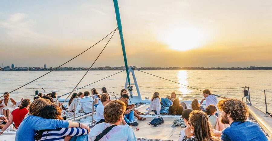Valencia: Catamaran Cruise with Sunset Option - Finding the best seat on the catamaran