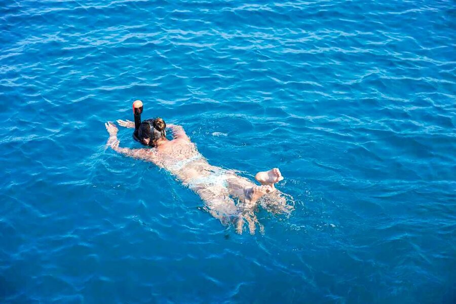 Valencia: Catamaran Cruise with Swimming & Optional DJ - Practical tips for a smoother cruise
