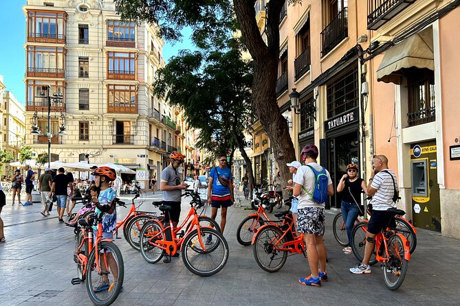 Valencia City Highlights in Guided Bike or E-Bike Tour - Serranos Towers and the narrow lanes of Ciutat Vella