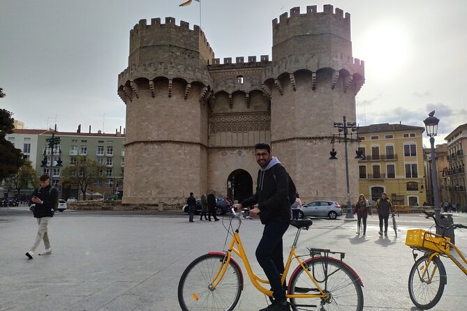 Valencia City MO'Bike Tour - What the three-hour pace feels like