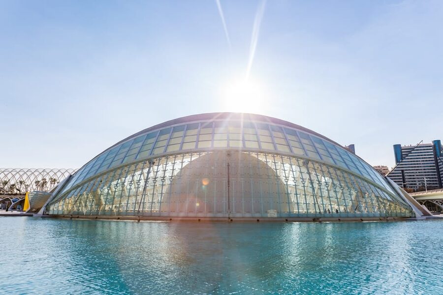 Valencia: City of Arts and Science 3D Movie at Hemisfèric - The Hemisfèric, Valencias futuristic movie house