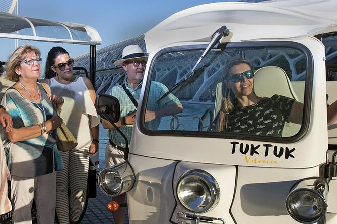 Valencia Complete Tour by Tuk Tuk - Medieval Valencia at Torres de Quart and Torres de Serranos