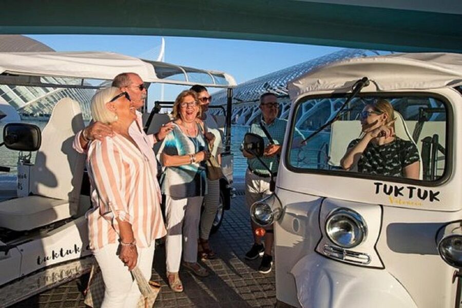 Valencia: Complete Tuk-Tuk Tour Around the City - Why a tuk-tuk makes sense in Valencia