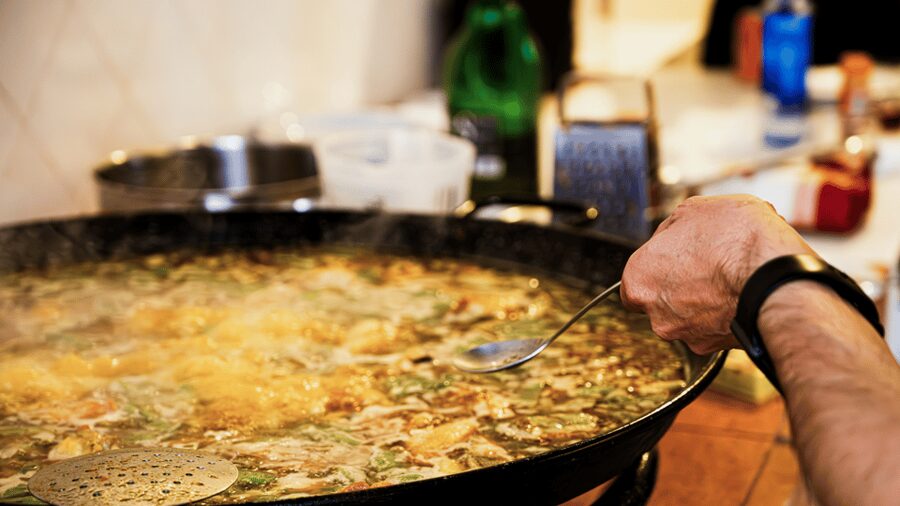 Valencia: cook your paella (with purchase at Russafa market) - Key points at a glance