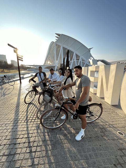 Valencia: Essentials Bike Tour from Ruzafa - Riding the Turia Gardens on two wheels