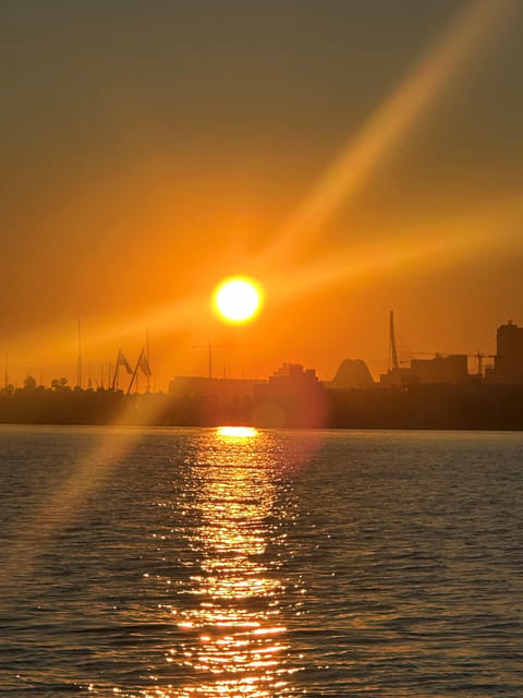 Valencia: Exclusive Sunset Cruise with Drink - Captains who shape the experience