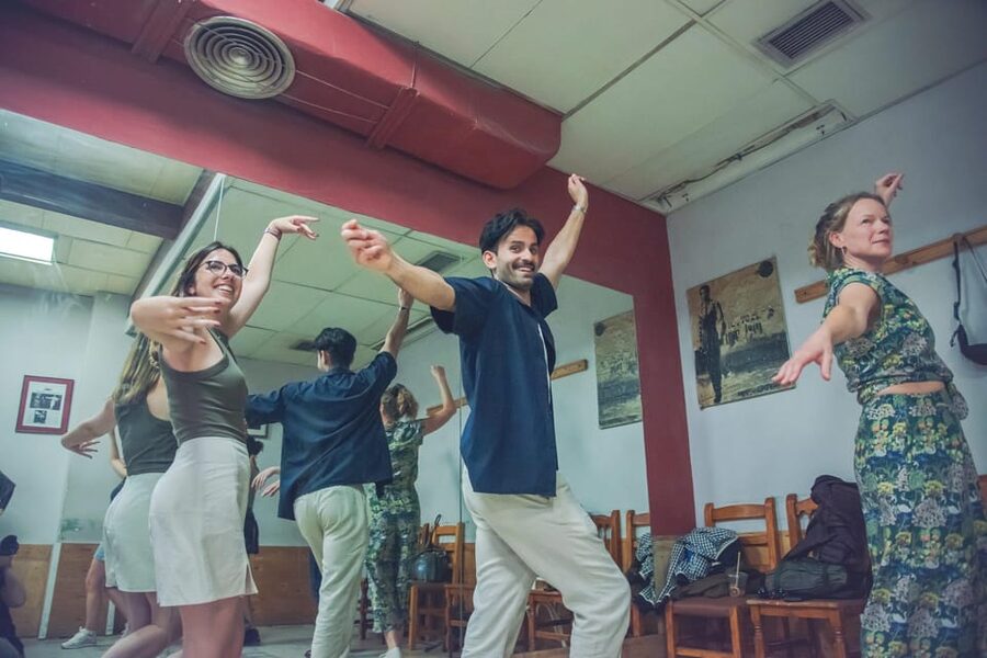 Valencia: Flamenco Class Experience - Footwork, Hip Movement, and Arm Positions