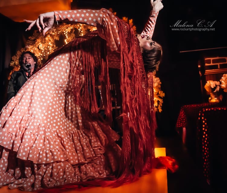 Valencia: Flamenco Show at Tablao La Reina - What happens when the music starts