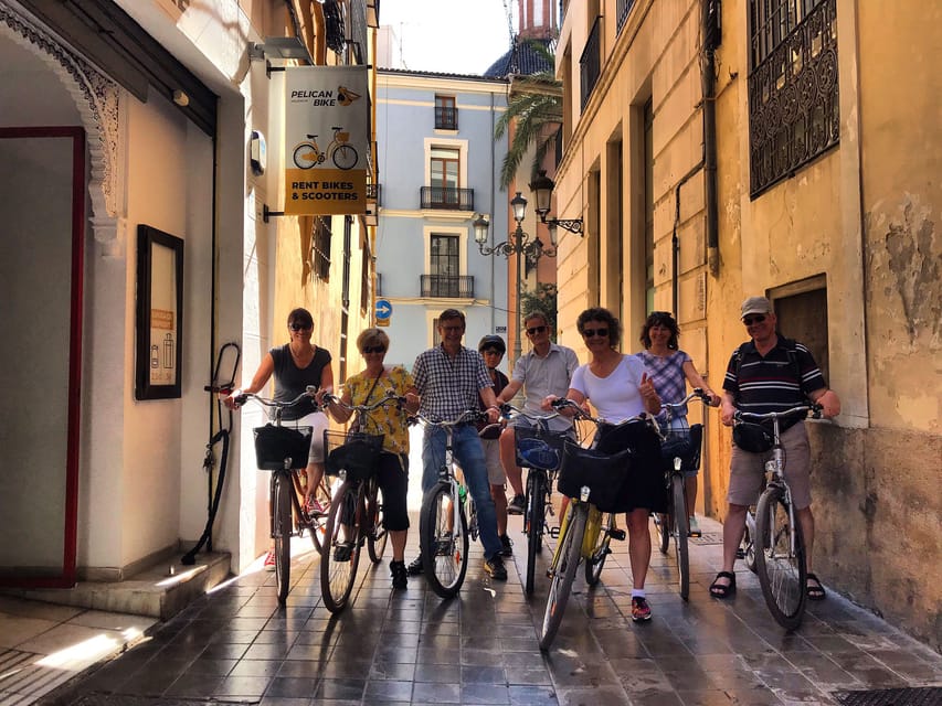 Valencia: Grand City Bike Tour on Bicycle, E-Bike or E-Step - The City of Arts and Sciences finale