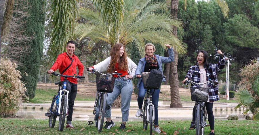 Valencia Guided Bike or E-Bike Tour in Small Group - Squares, street life, and Valencia’s layered past