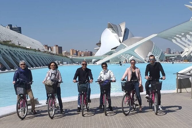 Valencia Highlights Bike Tour - Why this bike tour works for a first day in Valencia
