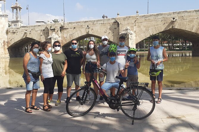 Valencia Highlights Bike Tour - City of Arts and Sciences is the grand finale