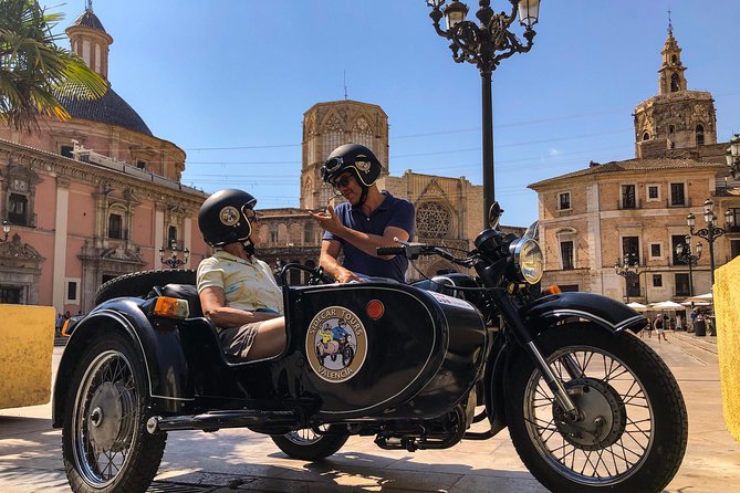 Valencia Highlights on a Vintage Sidecar with local driver - Why a sidecar is a smart way to see Valencia