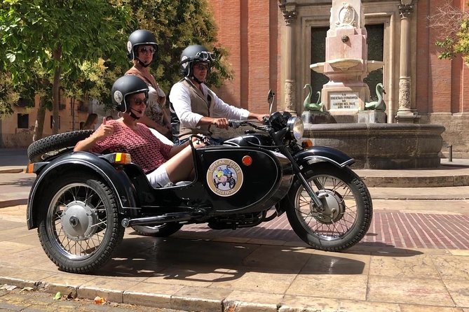 Valencia Highlights on a Vintage Sidecar with local driver - Valencia Cathedral and the old center