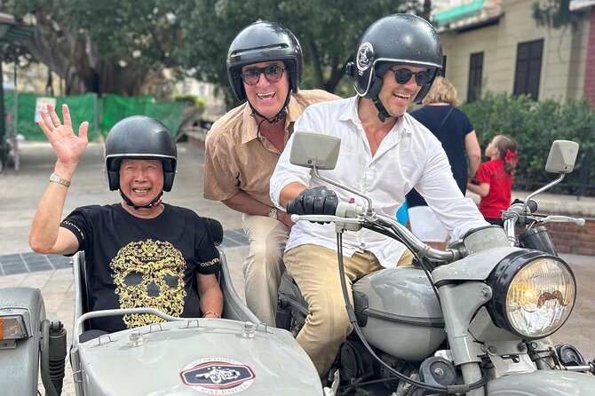 Valencia Highlights on a Vintage Sidecar with local driver - Cabanyal and Patacona