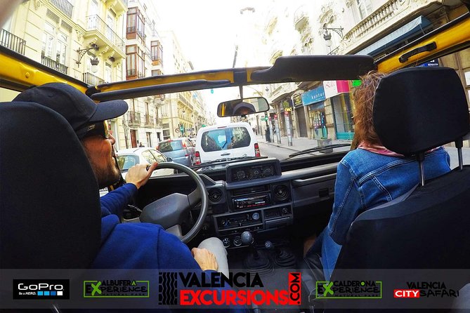 Valencia Highlights Tour by Jeep with Pick Up and Picnic - The Central Market sets the tone