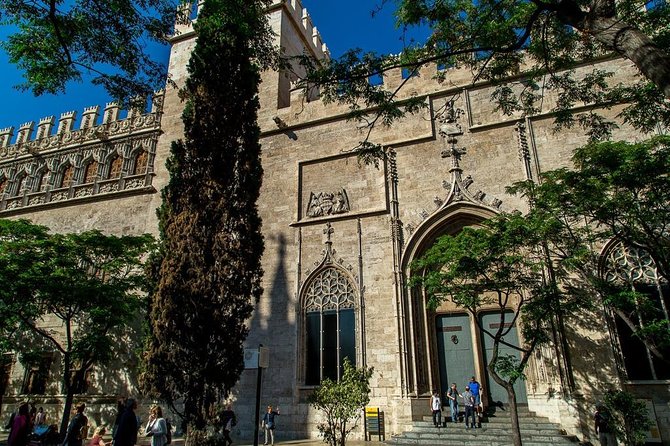 Valencia Highlights with Private Vehicle (Private Tour) - The City of Arts and Sciences and Malvarrosa beach