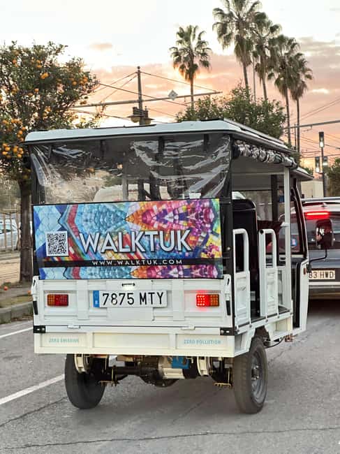 Valencia: Historical Tour by Tuk Tuk 1H - Starting beside the old city walls