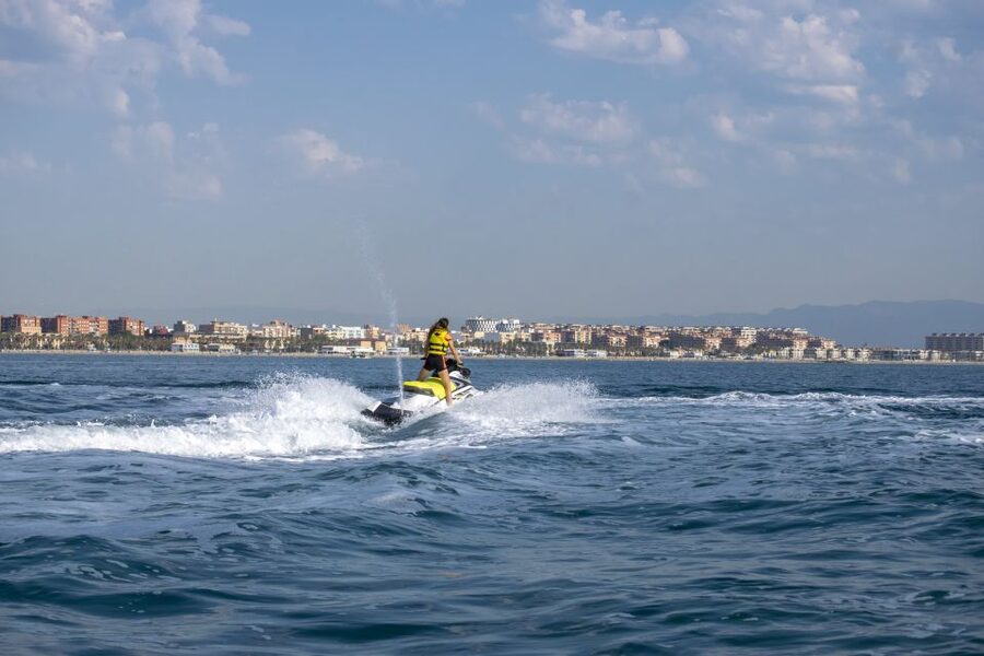 Valencia: Jet Ski Tour with Paddle Surf - Thirty minutes or one hour?