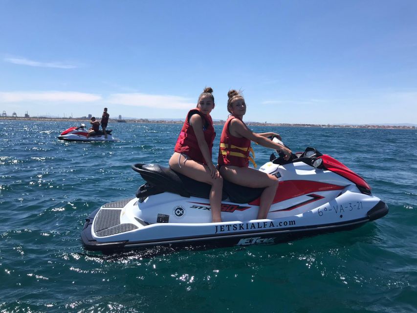 Valencia: Jetski experience with Guide - The three-minute photo stop