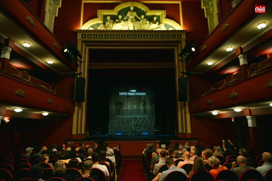 Valencia: New Flamenco Show in the Most Emblematic Theater of the City - Teatro Talia, an old theater with a new flamenco evening