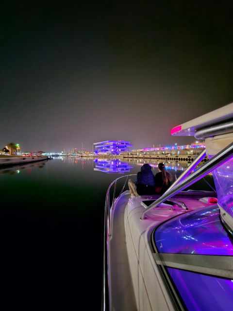 Valencia: Night Cruise with Free Drink - Key points at a glance