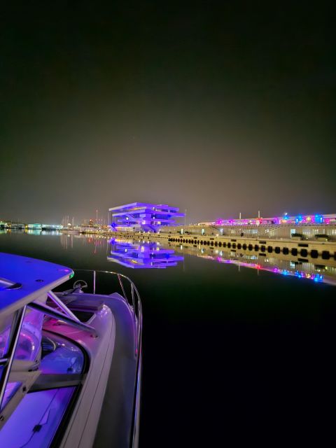 Valencia: Night Cruise with Free Drink - Malvarrosa Beach from the water