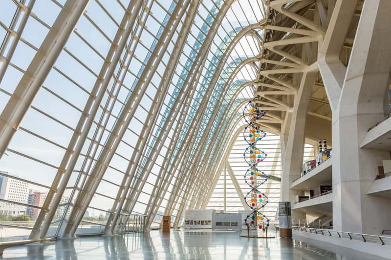Valencia: Oceanogràfic, Hemisfèric & Science Museum Combo - Who will enjoy it most