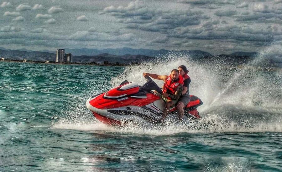 Valencia: Pobla de Farnals JetSki Rental, photos &BeachClub - Riding along the Valencia coast