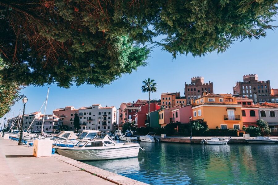 Valencia: Port Saplaya Boat Tour with Free Drink & Swimming - Key points to know before booking