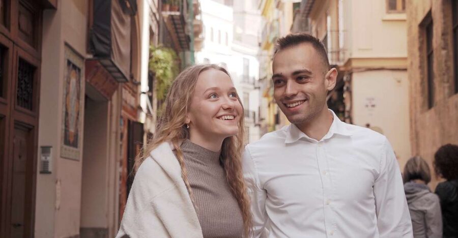 Valencia: Private photo shooting with pro photographer - Who should book this session?