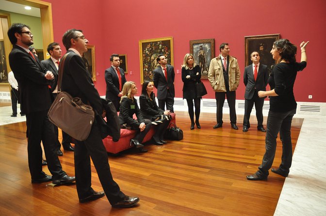Valencia: Private Tailored Tour - Plaza de la Reina: a flexible central pause