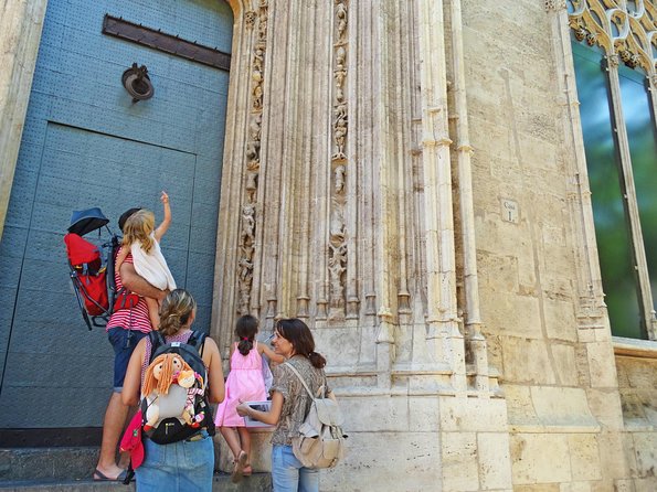 Valencia: Private Tailored Tour - Estació del Nord and the Calatrava question