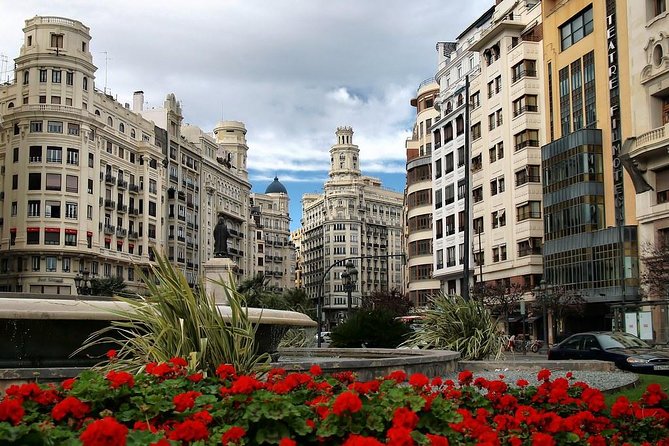 Valencia Private Tour with Hotel or Cruise Port Pick up - Why this tour works well for a first look at Valencia