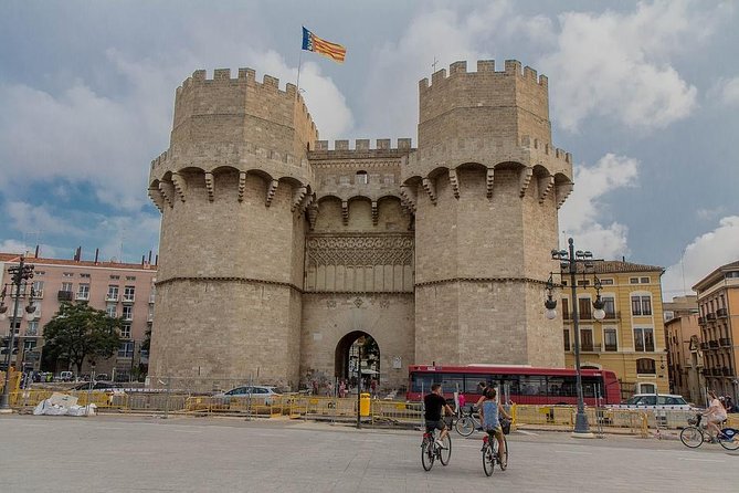 Valencia Private Tour with Hotel or Cruise Port Pick up - Seeing Valencia’s modern side