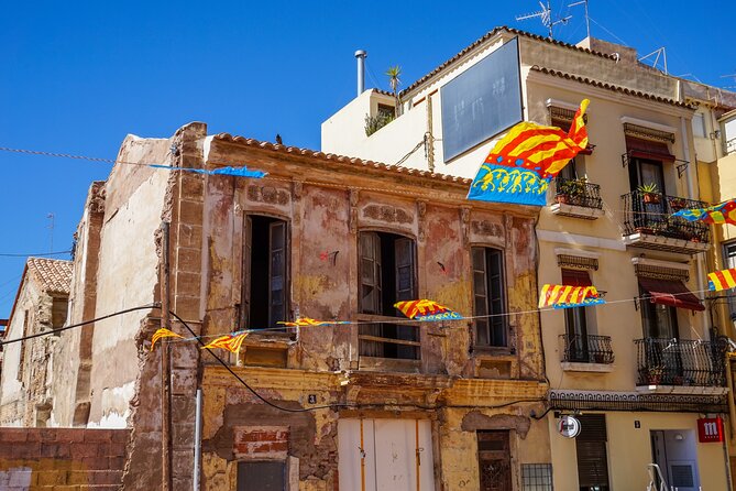 Valencia Private Walking Tour with a Local - The old city with a local point of view