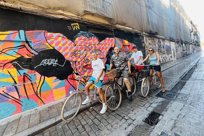 Valencia (Ruzafa): Guided Bike Tour of the city's highlights. - Finishing at the City of Arts and Sciences