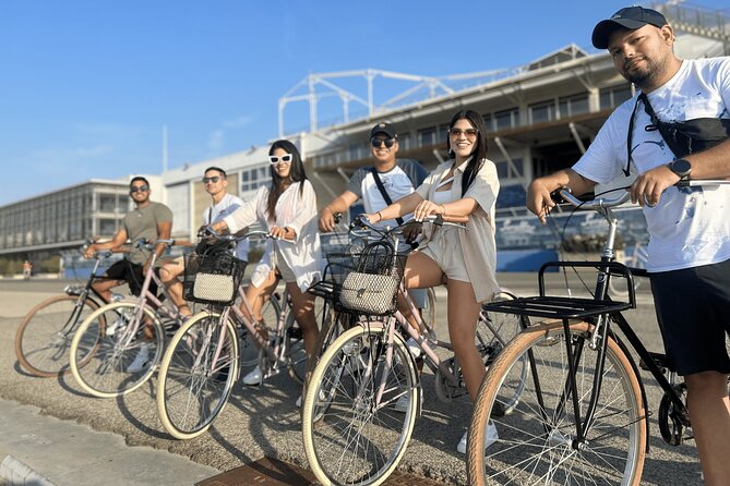 Valencia (Ruzafa): Guided Bike Tour of the city's highlights. - Medieval Valencia at Quart Towers and the Central Market