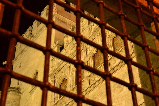 Valencia's Legends & Stories by Moonlight - Meeting at La Lonja at 10:00 pm