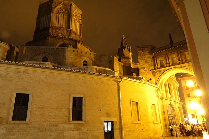 Valencia's Legends & Stories by Moonlight - Valencia Cathedral and the Romanesque Door