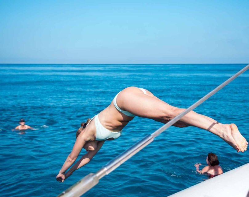 Valencia: Sailing Catamaran Cruise with Valencian Lunch - Should you book the Valencia catamaran cruise?