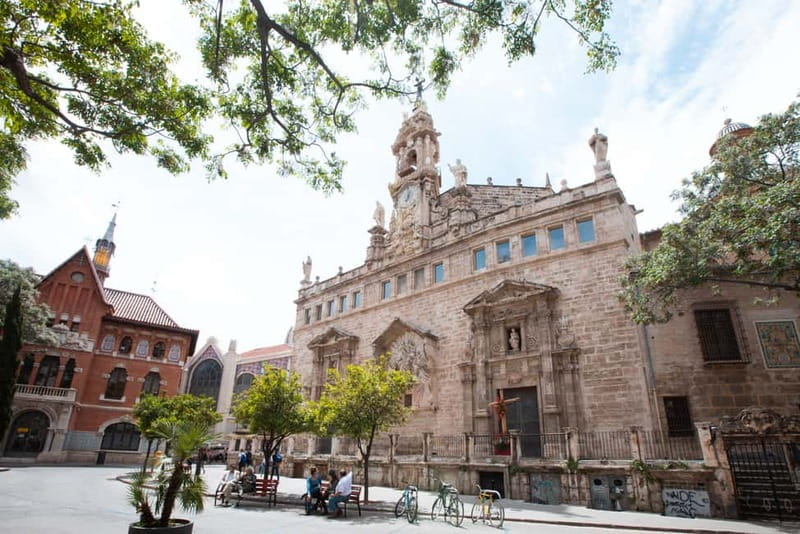 Valencia: San Nicolas, Silk Museum and Santos Juanes Church - Is $17 good value?