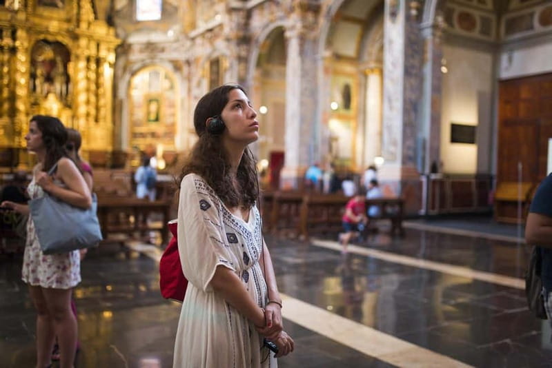Valencia: San Nicolás, Silk Museum and Santos Juanes Church - The Silk Museum and Valencia’s velvet weavers