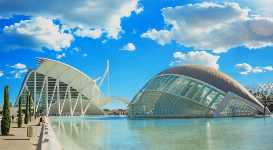 Valencia: Self-guided Audio Tour on Your Smartphone - Who should choose this Valencia tour?