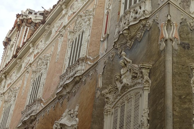 Valencia Step By Step for you - Valencia Cathedral and the Holy Grail chapel