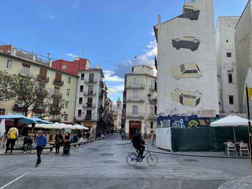 Valencia: Street Art Tour on Bicycle, E-Bike or E-Step - Escif, David de Limón, and the local artists to watch