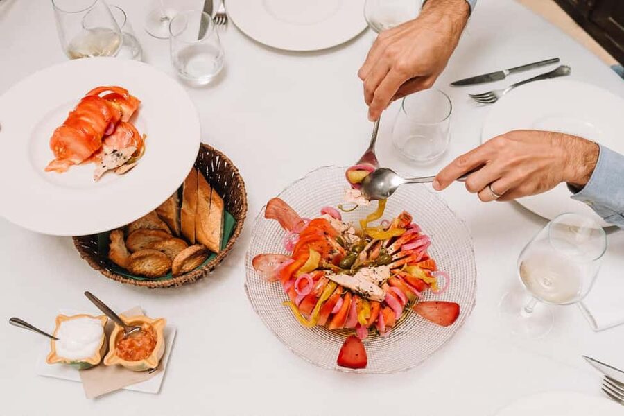 Valencia: Tapas and Drinks Evening Tour - The first stop at Plaça del Col·legi del Patriarca